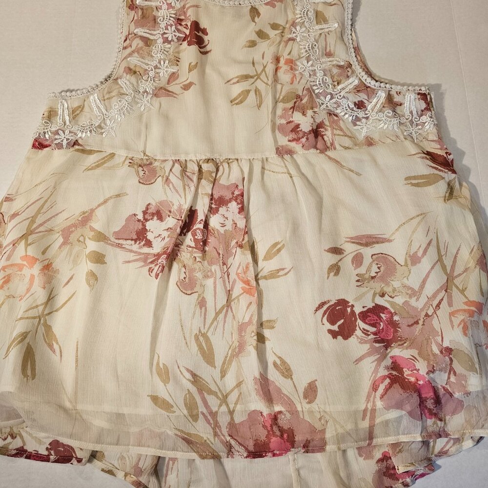 Roaman's Floral Cream and Pink Sleeveless Blouse - Picture 2 of 9